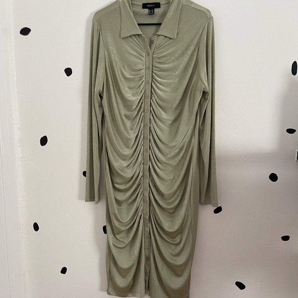 Plus midi dress